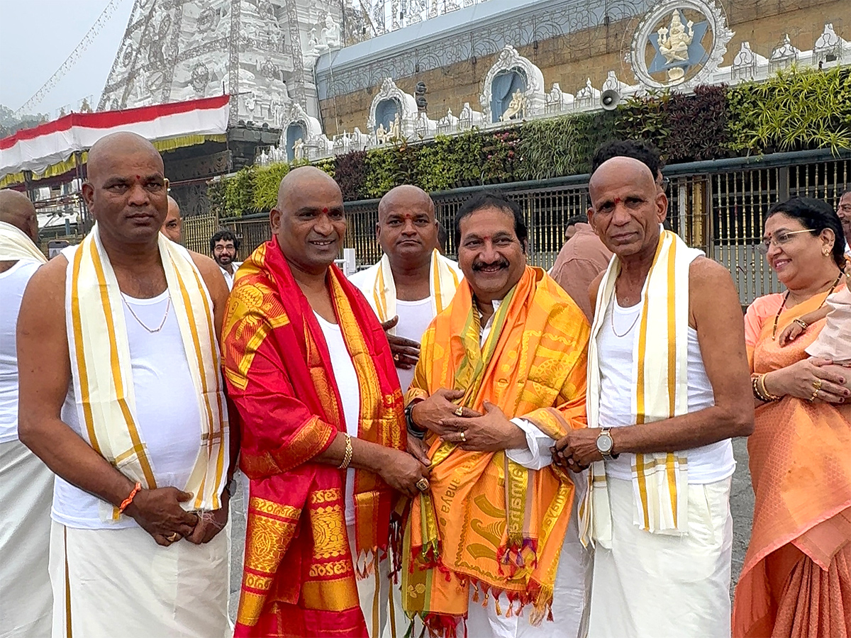 Singer Mano Visited Tirumala Venkateswara Temple11