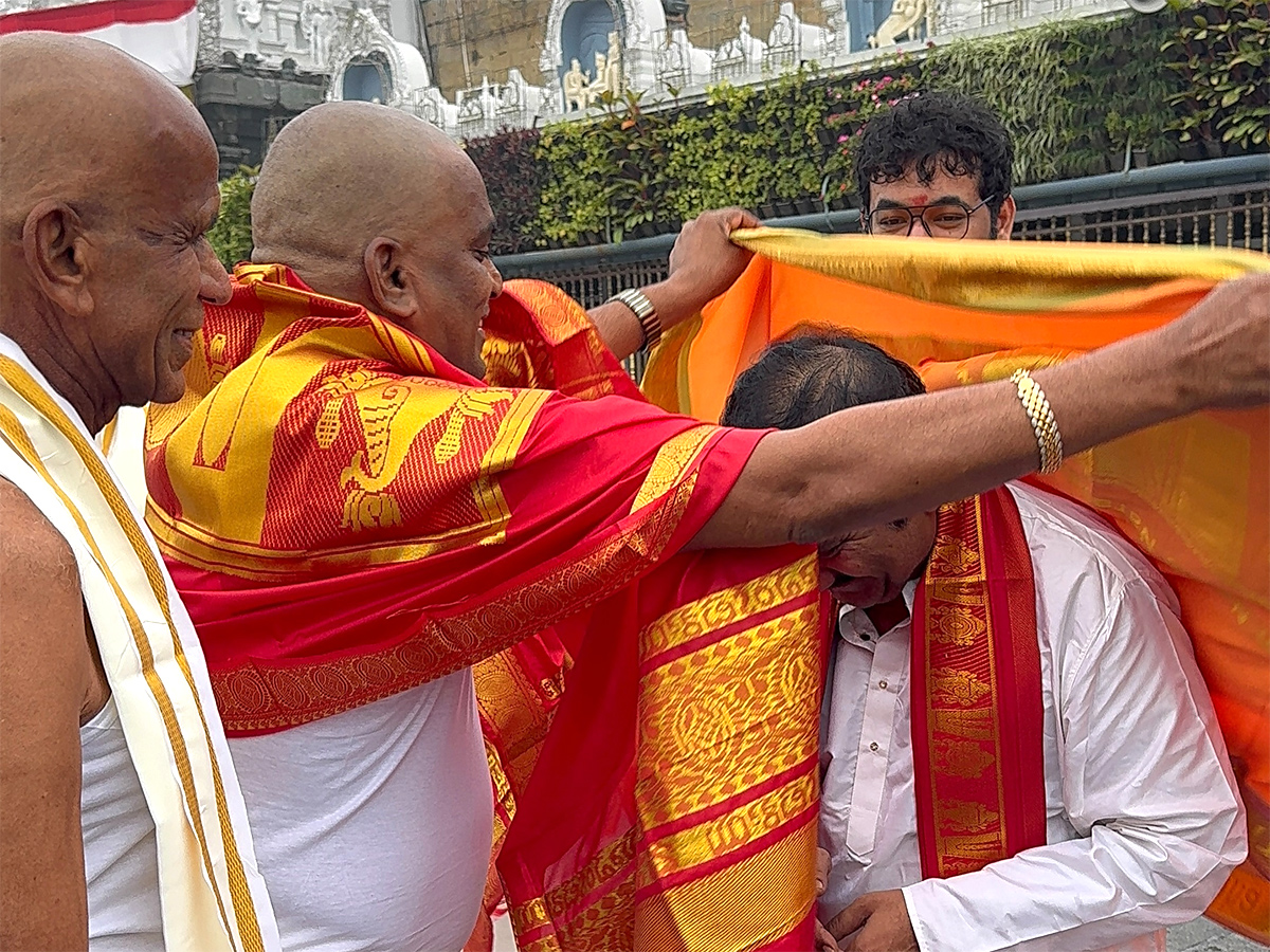 Singer Mano Visited Tirumala Venkateswara Temple12
