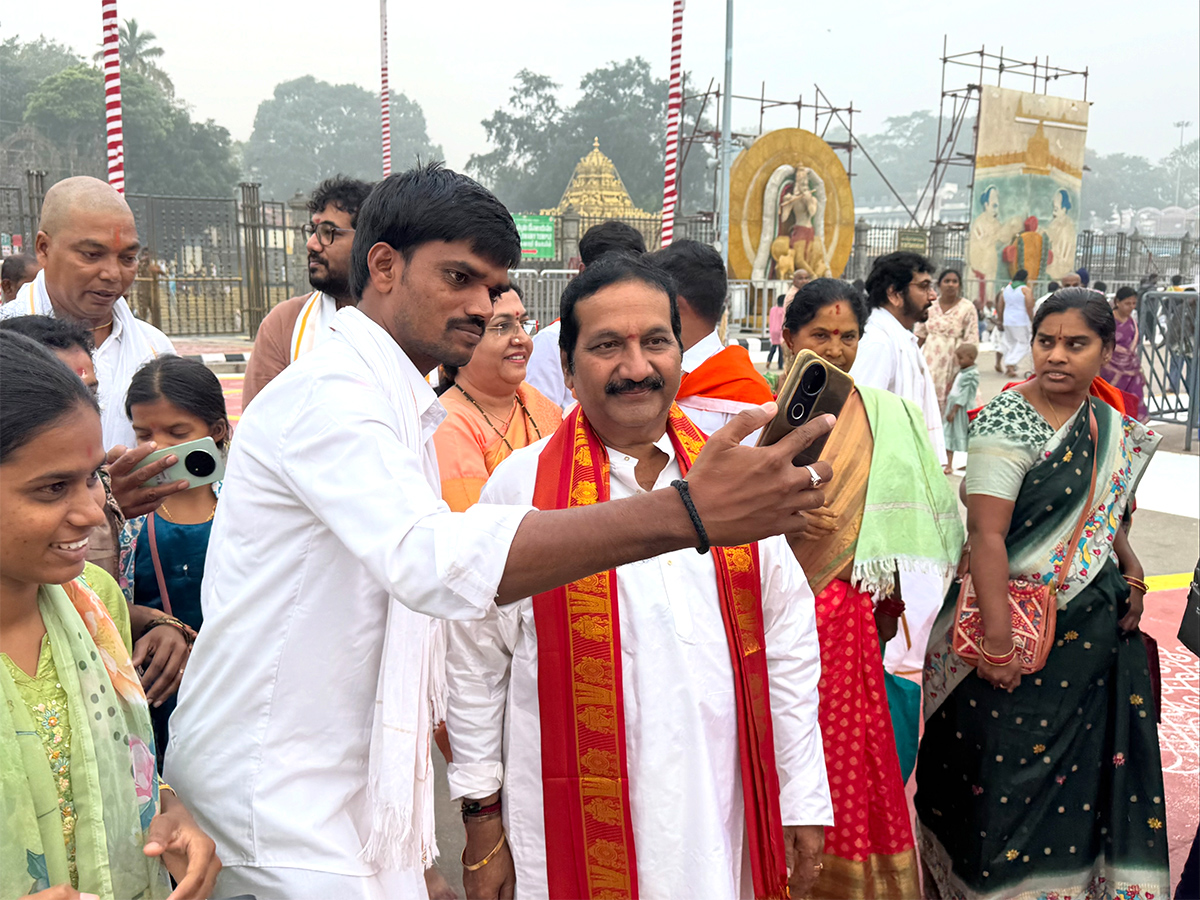 Singer Mano Visited Tirumala Venkateswara Temple4