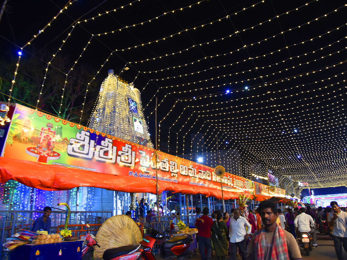 Sri Pydithalli Ammavari Jatara 2026 in Vizianagaram Photo Gallery12