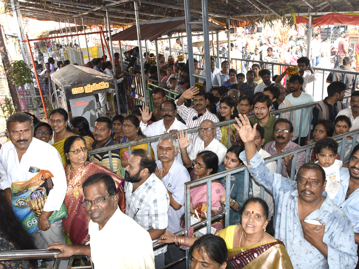 Sri Pydithalli Ammavari Jatara 2026 in Vizianagaram Photo Gallery2