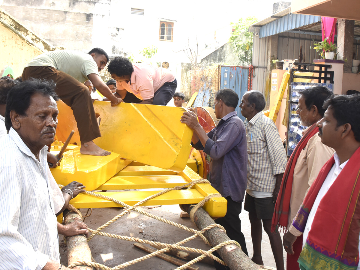 Sri Pydithalli Ammavari Jatara 2026 in Vizianagaram Photo Gallery8