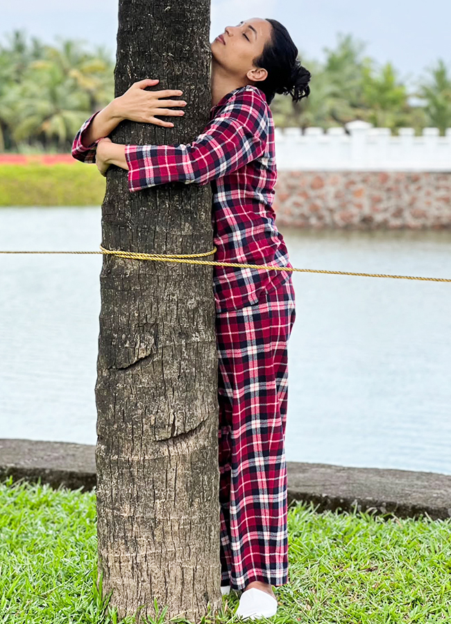 Srinidhi Shetty Birthday Celebration Pics11