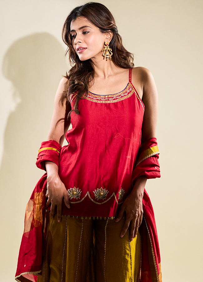 hebah patel latest photos16