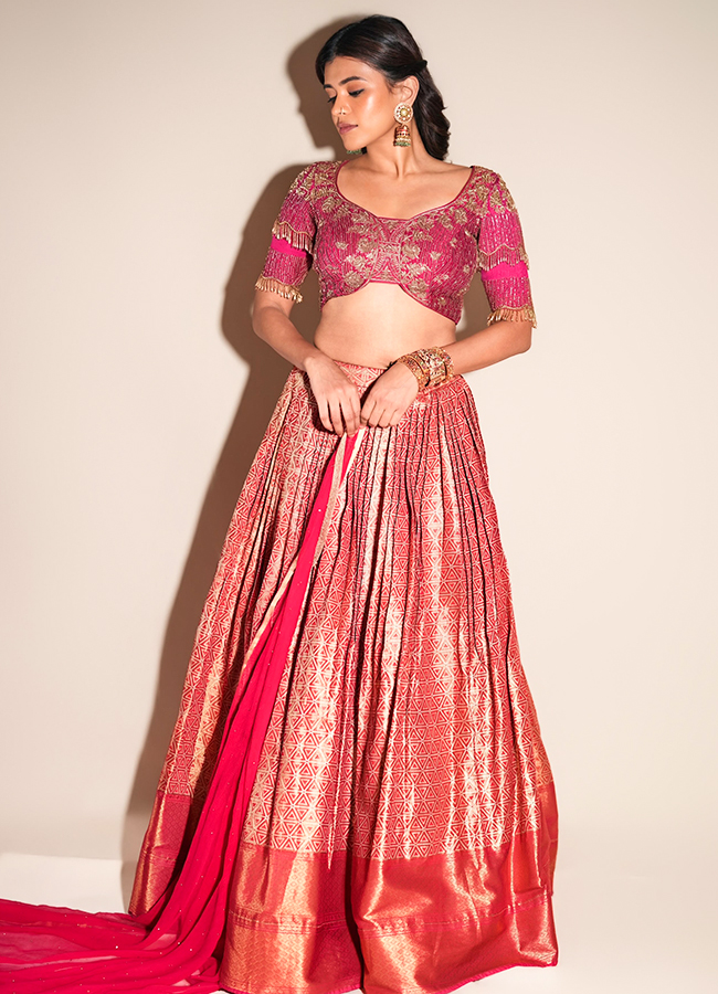 hebah patel latest photos17