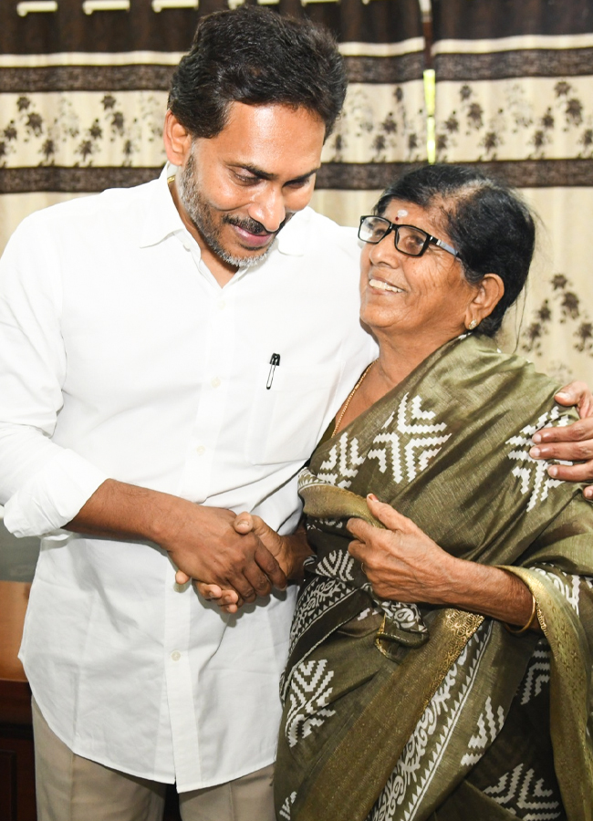 YS Jagan Mohan Reddy to Visit Pulivendula Today Photos11