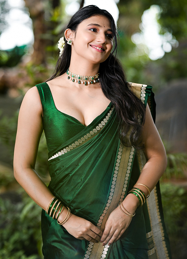Ritika Nayak Birthday Special Photos4