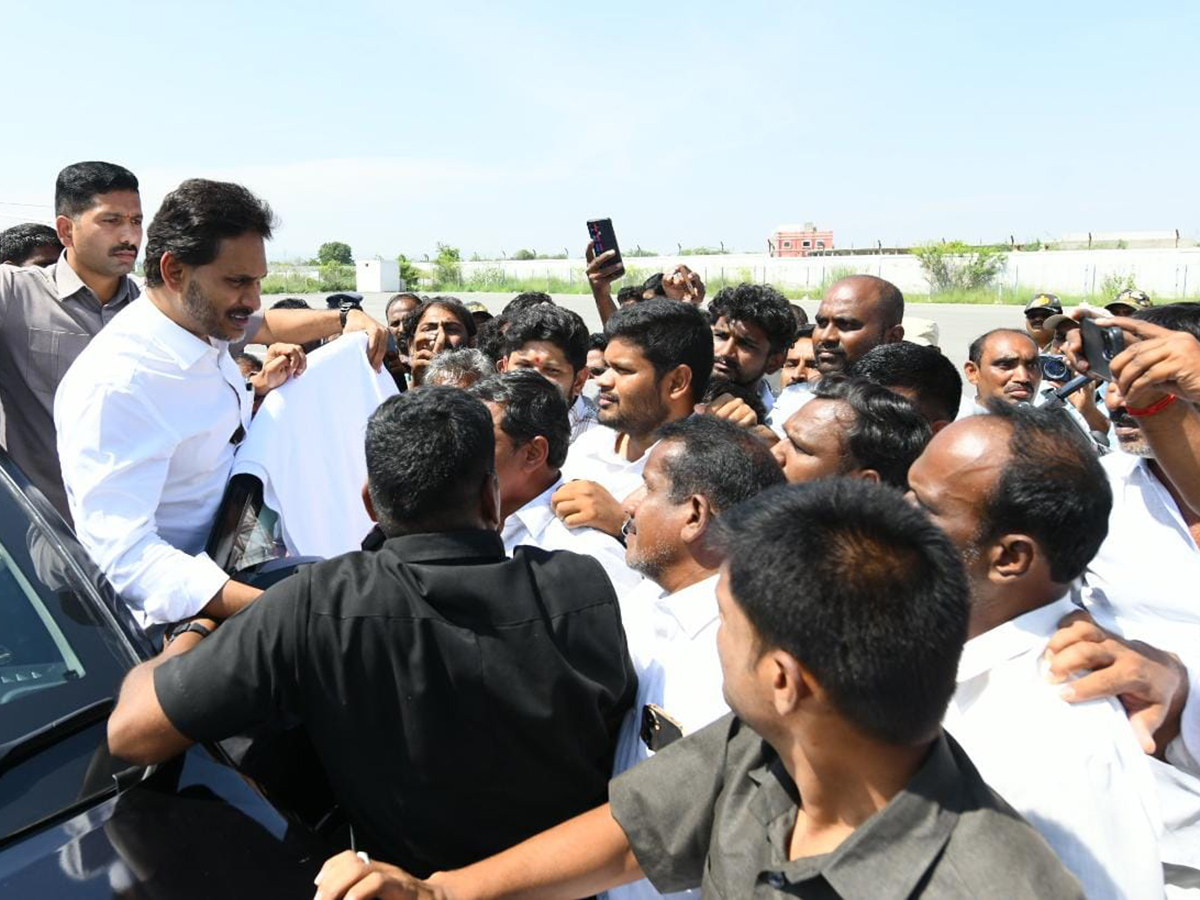 YS Jagan Mohan Reddy to Visit Pulivendula Today Photos10