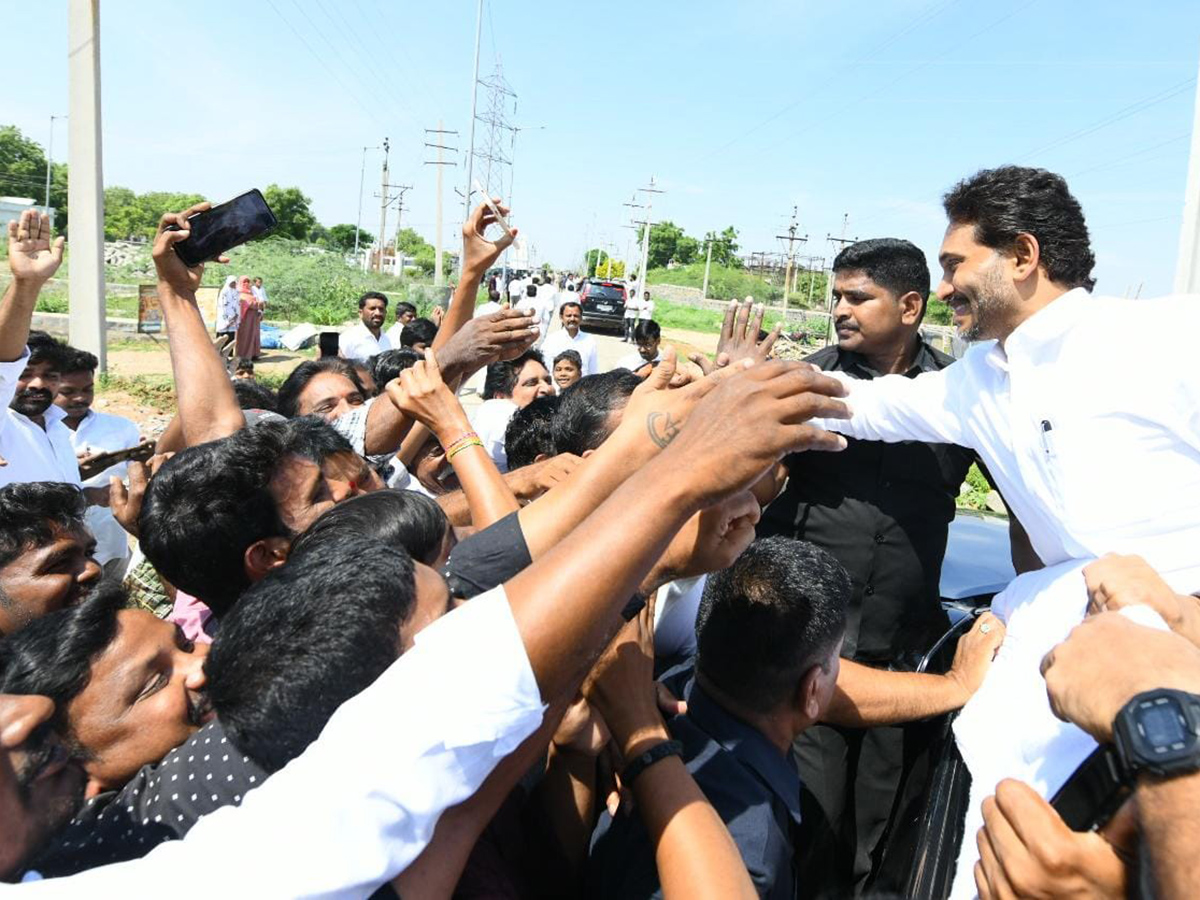 YS Jagan Mohan Reddy to Visit Pulivendula Today Photos16