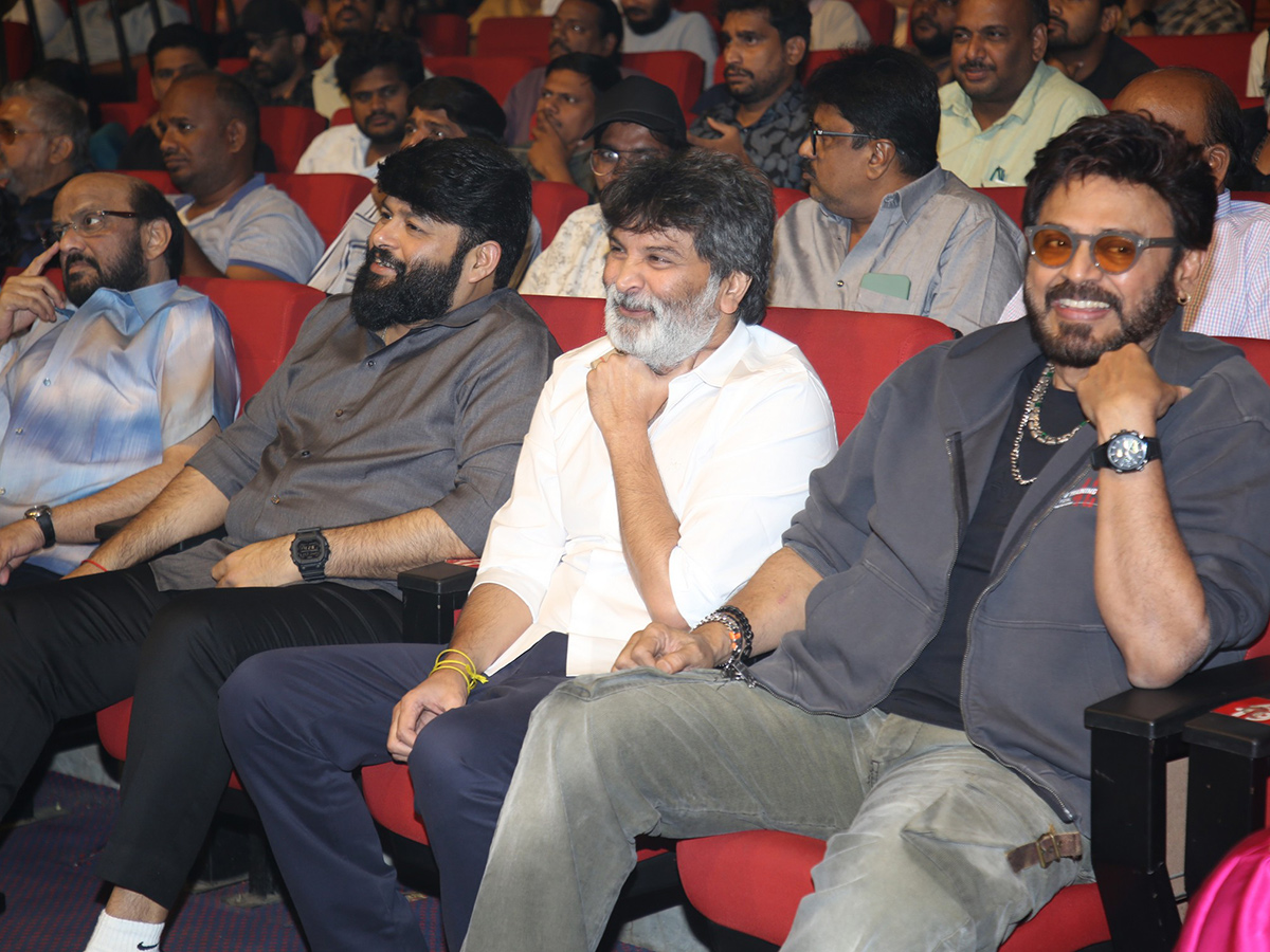 Adarsha Kutumbam Movie Pre Release Event HD Gallery 13