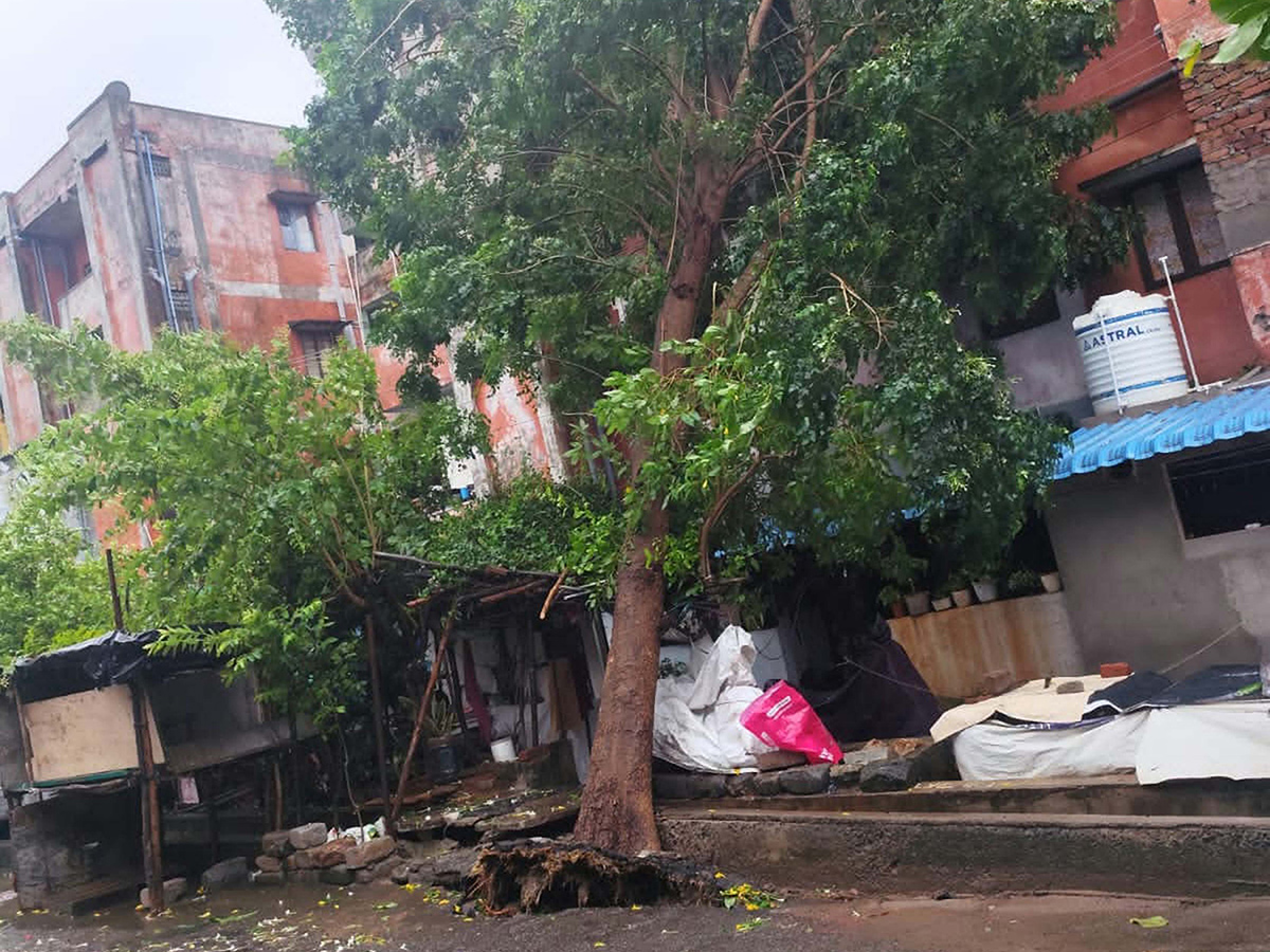 Arnab Cyclone Wreaks Havoc in Visakhapatnam Today Photos22