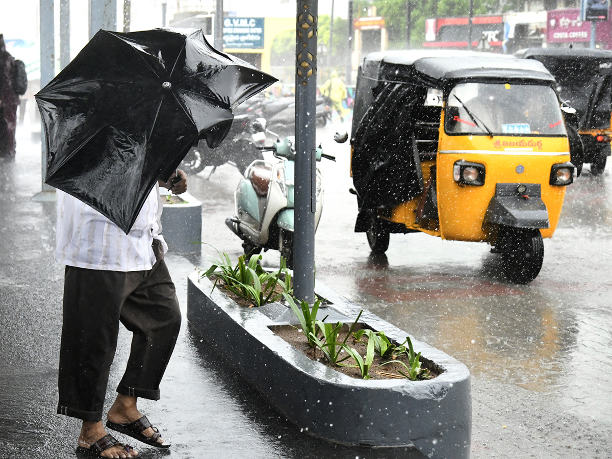 Arnab Cyclone Wreaks Havoc in Visakhapatnam Today Photos4