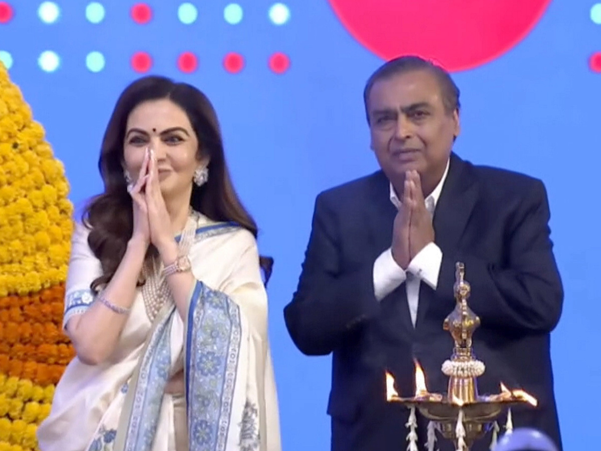 Jio Platforms National Stock Exchange Ceremony in Mumbai11