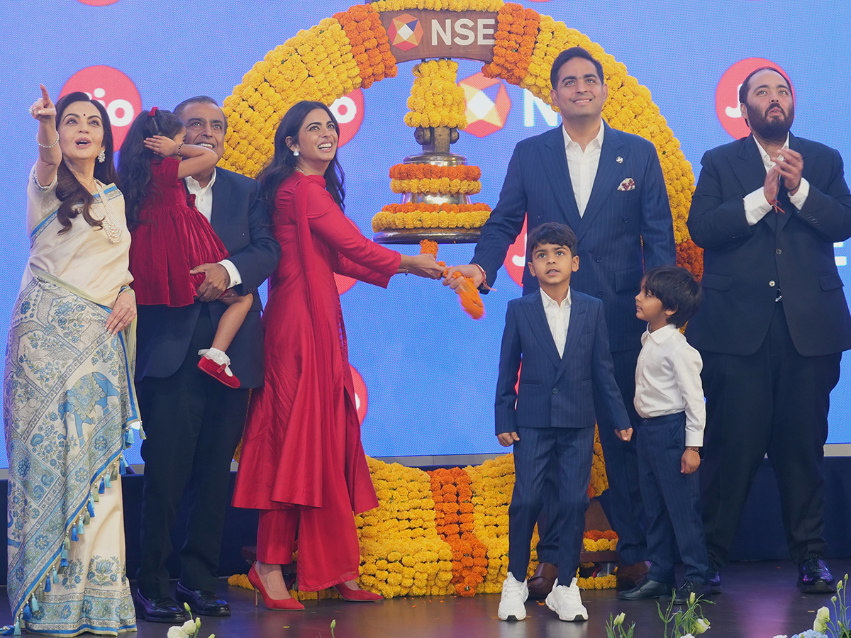Jio Platforms National Stock Exchange Ceremony in Mumbai25