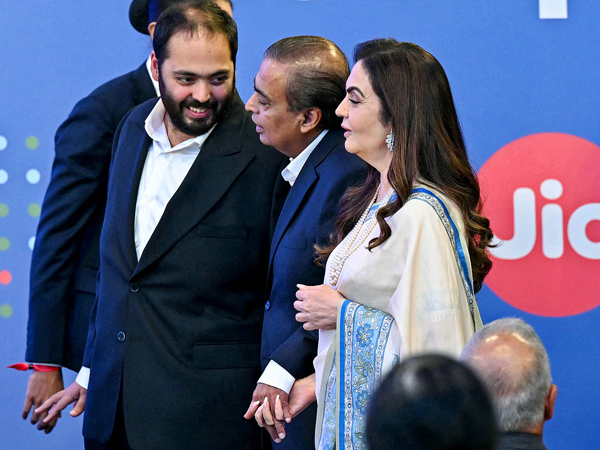 Jio Platforms National Stock Exchange Ceremony in Mumbai5