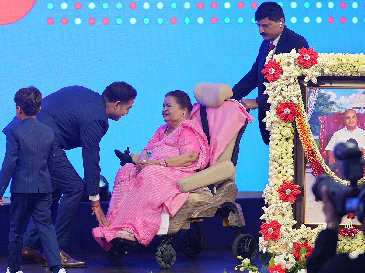 Jio Platforms National Stock Exchange Ceremony in Mumbai7
