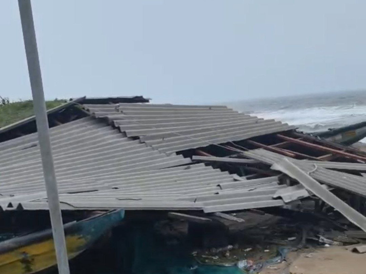 Cyclone Arnab in Andhra Pradesh Today Photos26