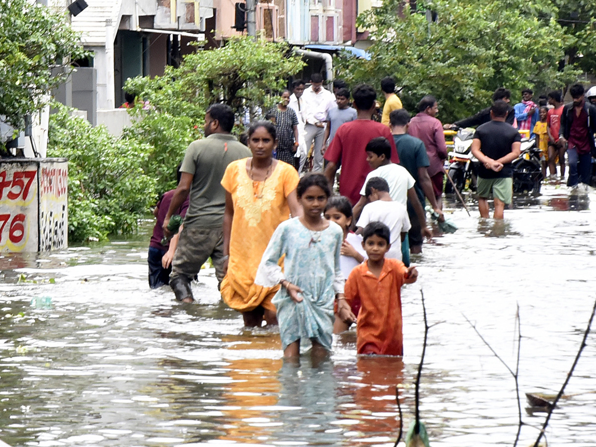 Cyclone Arnab in Andhra Pradesh Today Photos37