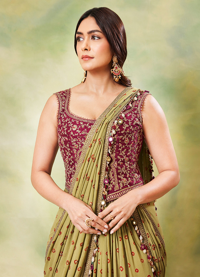 Mrunal Thakur Stuns in Butterfly Look3