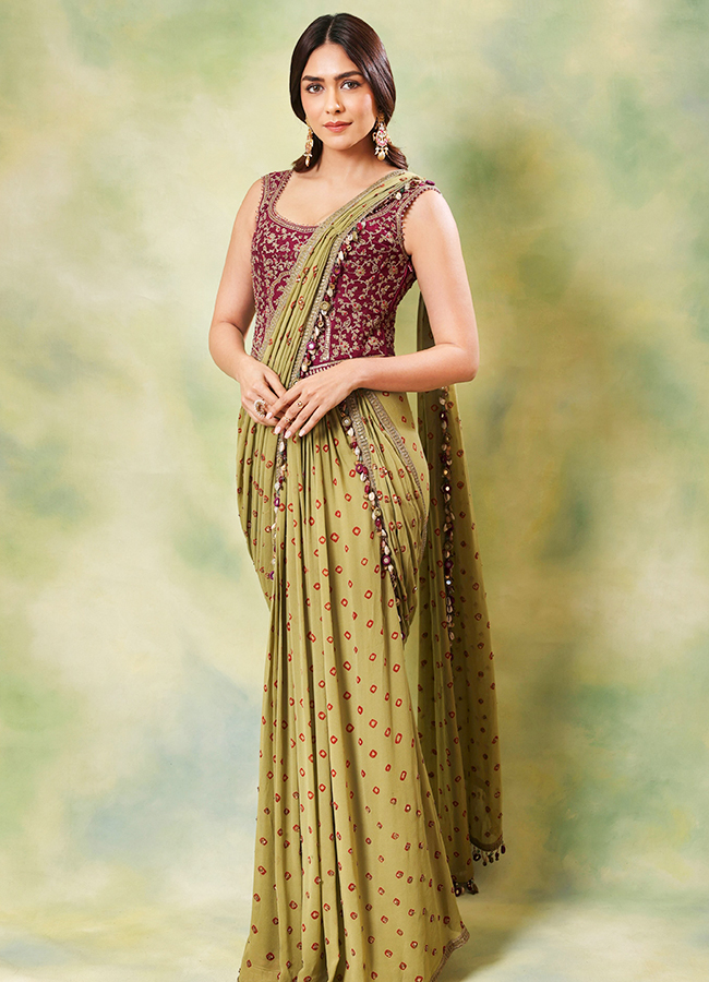 Mrunal Thakur Stuns in Butterfly Look6