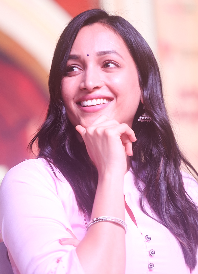 Srinidhi Shetty Beautiful Looks3