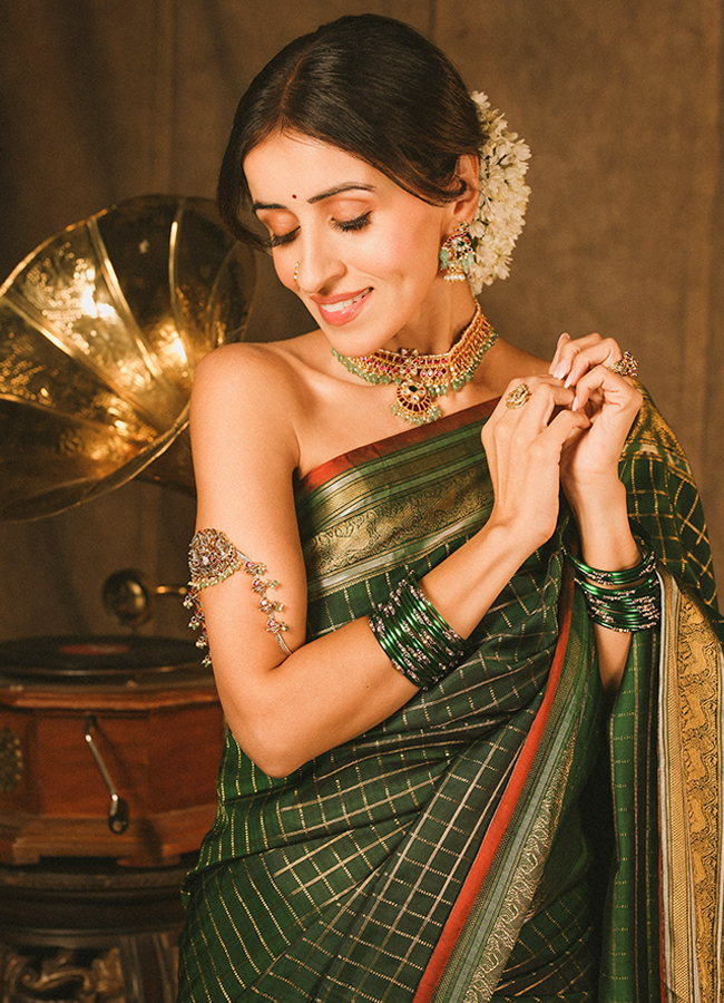 actress anshu Karwa Chauth Celebrations4