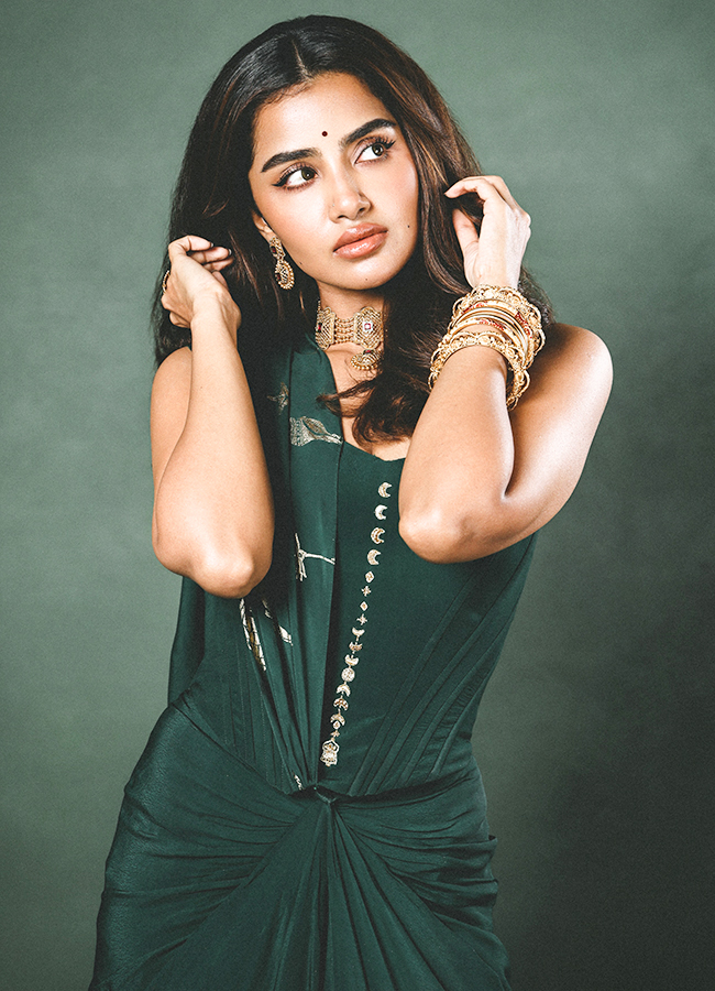 anupama parameswaran beautiful photos4