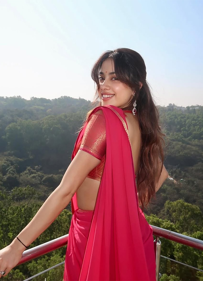 Actress Janhvi Kapoor Trending Now2