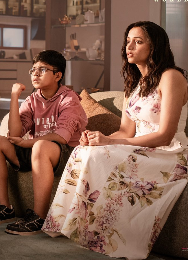 Aadarsha Kutumbam House No: 47 HD Poster 21