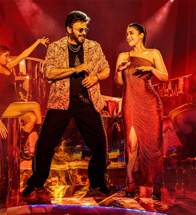 Aadarsha Kutumbam House No: 47 HD Poster 6