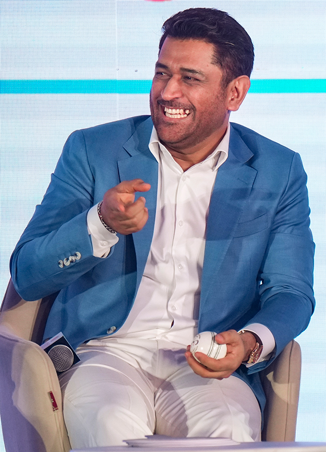 MS Dhoni And Smriti Mandhana 125 Years Celebration of Gulf Oil India11