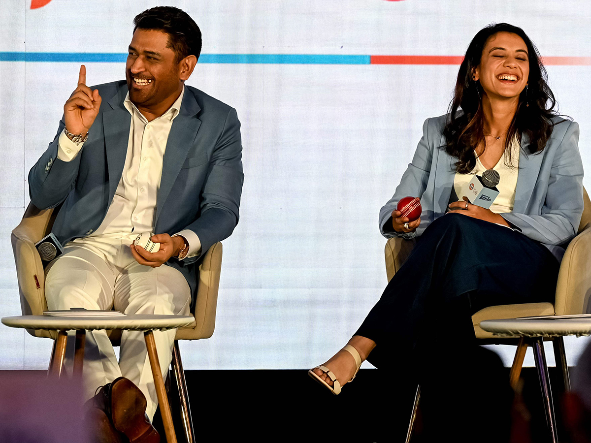 MS Dhoni And Smriti Mandhana 125 Years Celebration of Gulf Oil India12