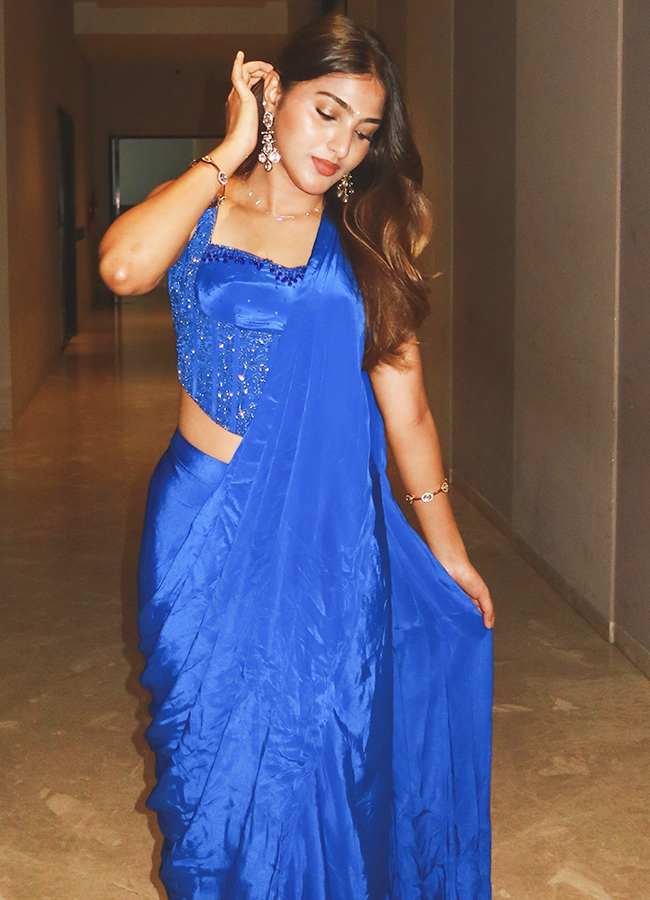 Pranavi Manukonda stunning looks9