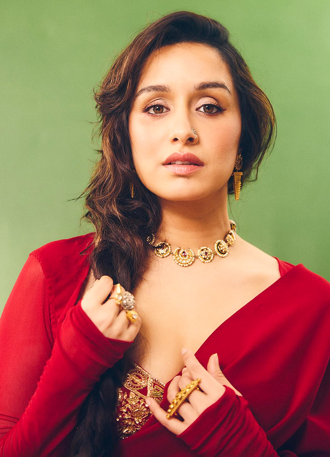shraddha kapoor beautiful photos7