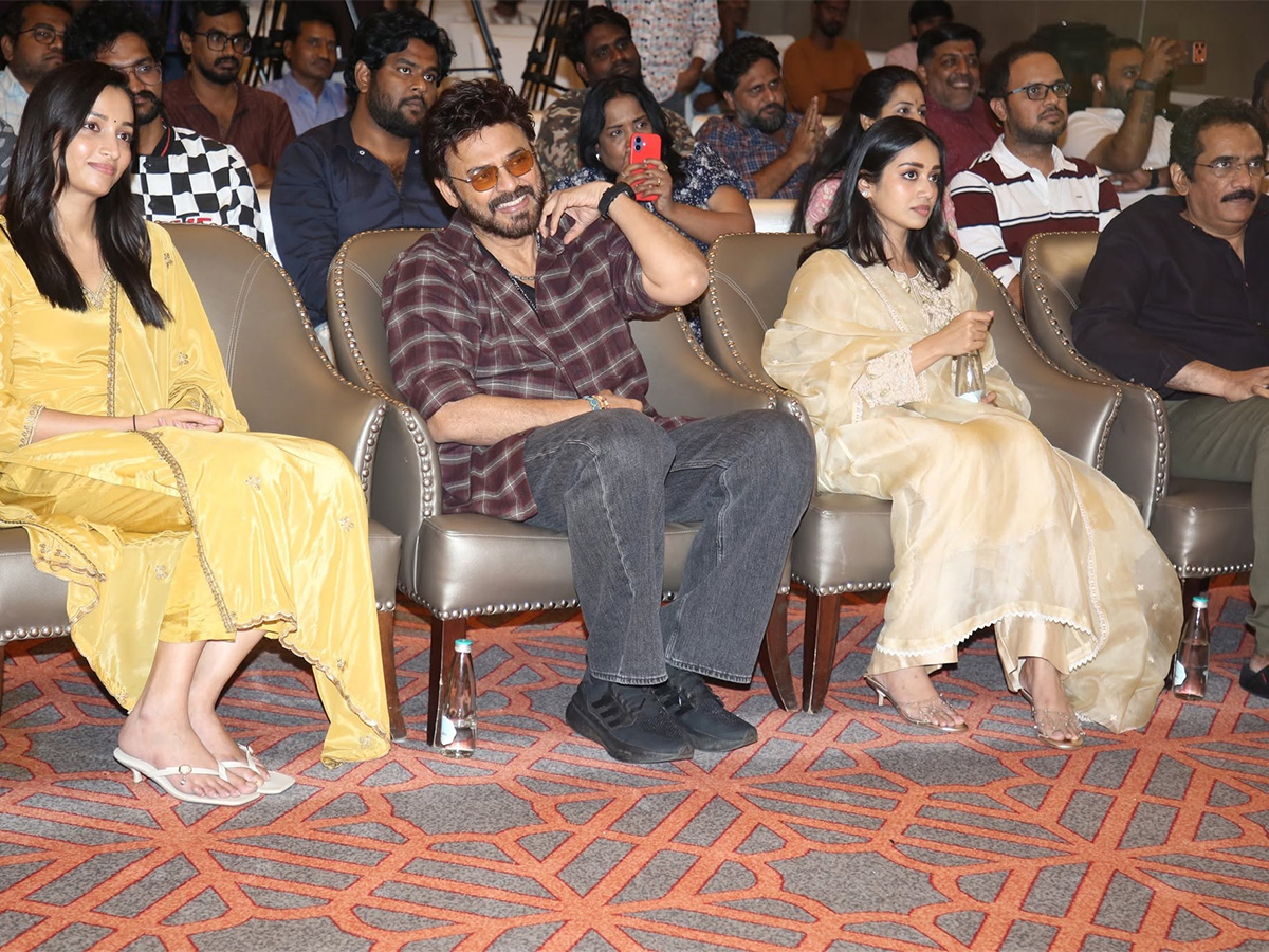 Aadarsha Kutumbam Movie Success Meet HD Photos11