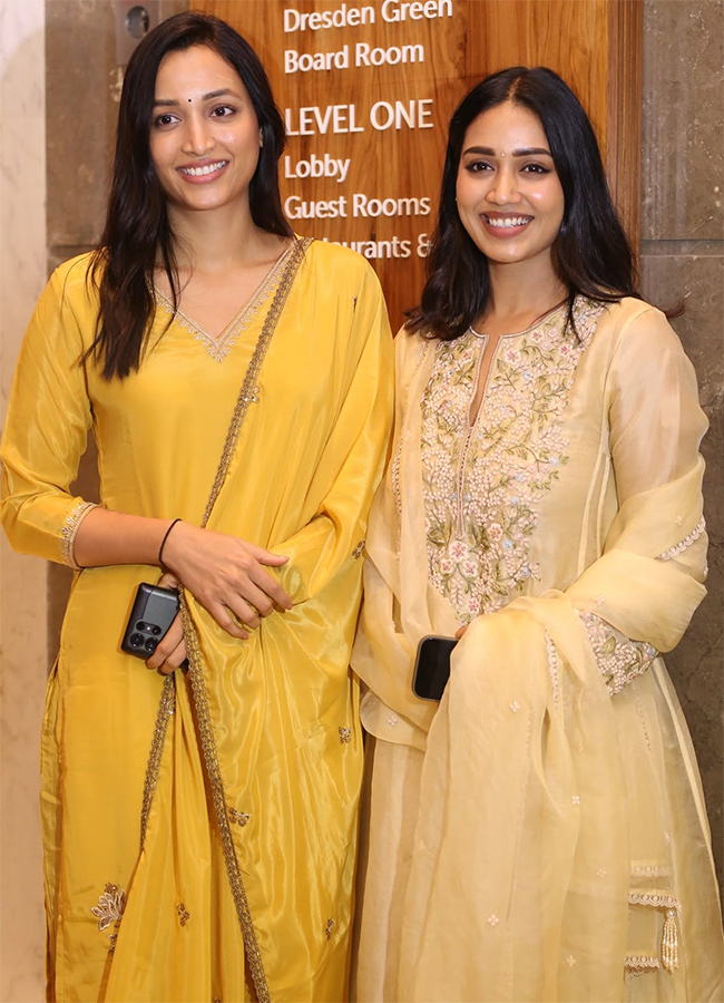 Aadarsha Kutumbam Movie Success Meet HD Photos16