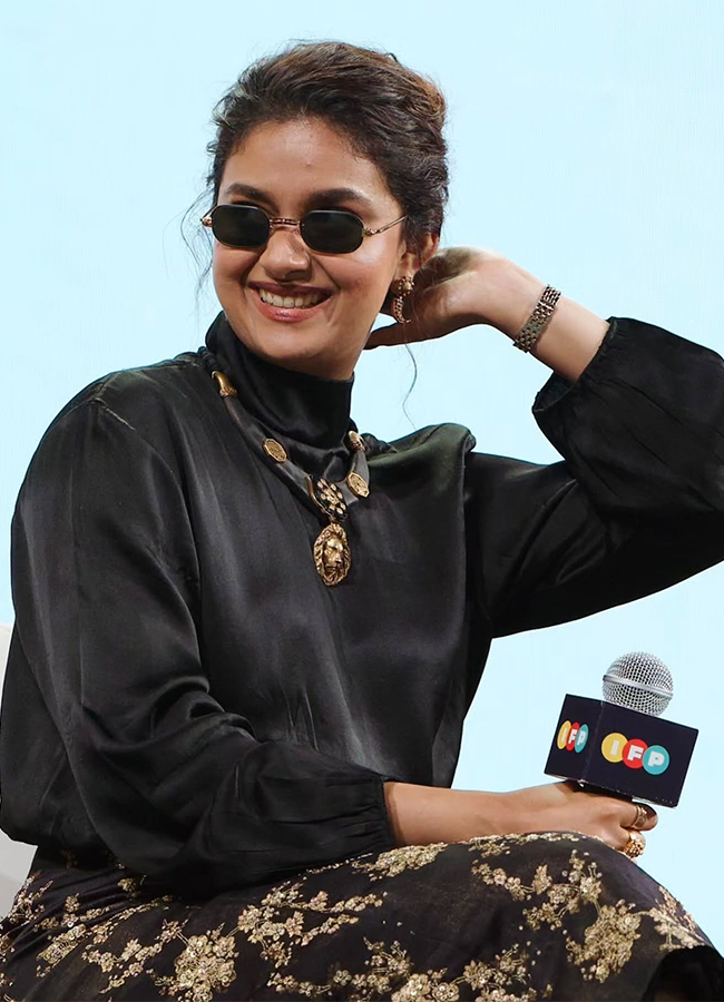 Actress Keerthy Suresh In Akka Web Series Trending Now10