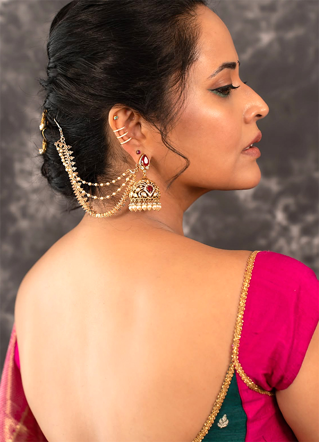 Actress Anasuya Bharadwaj Latest Photos Viral15