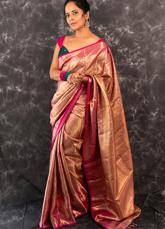 Actress Anasuya Bharadwaj Latest Photos Viral8