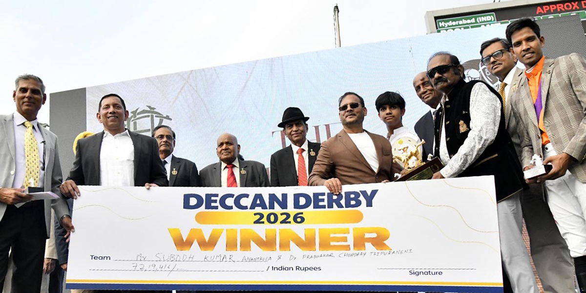 Hyderabad : Bustling Deccan Derby Meet Photos12