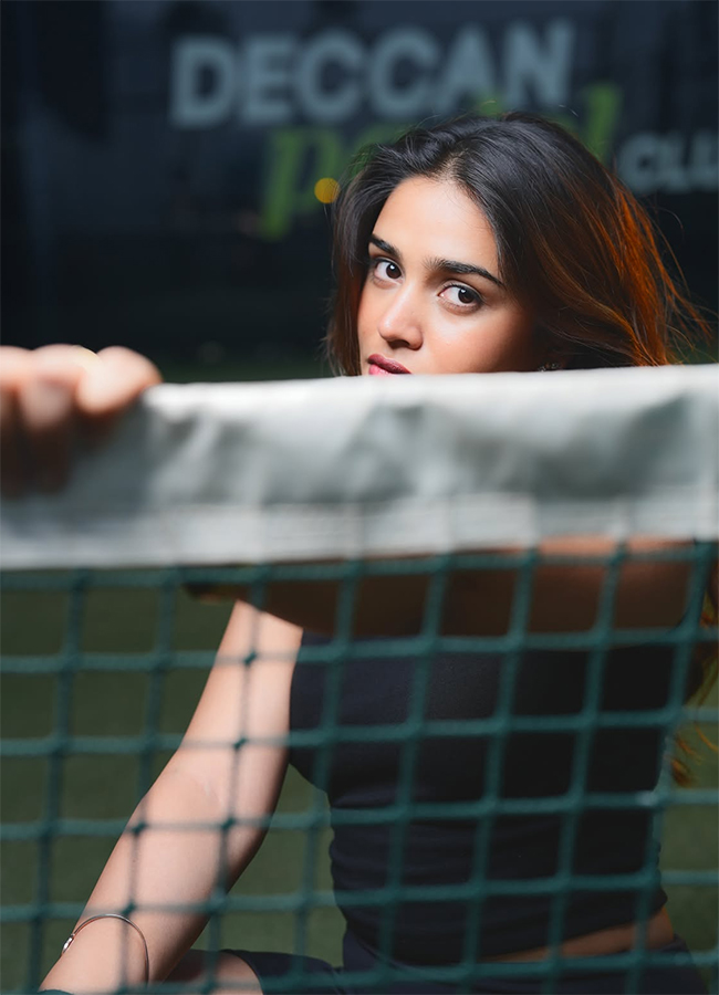 Latest gallery : Varsha Dsouza Tennis Court Photos11