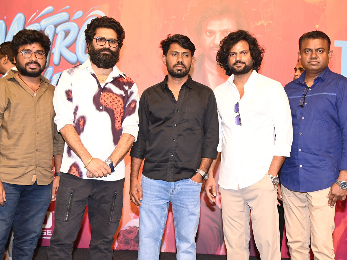 Metro Love Movie Teaser Launch Photo Gallery14