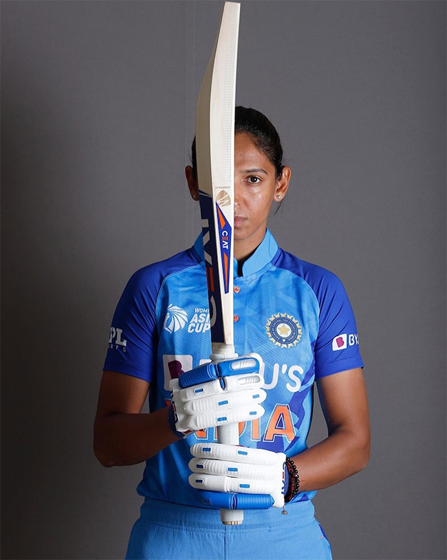 Indian Cricketer Harmanpreet Kaur Trending Photos4