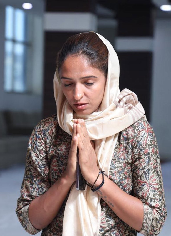 Indian Cricketer Harmanpreet Kaur Trending Photos6
