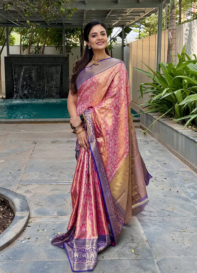 Actress Sreemukhi Opens Shopping Mall in Nizamabad9