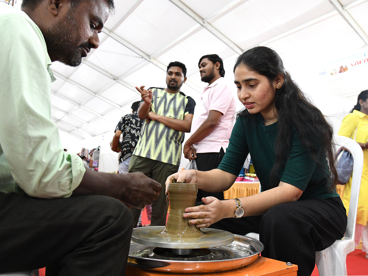 Saras Mela in Hyderabad at the HMDA Grounds1