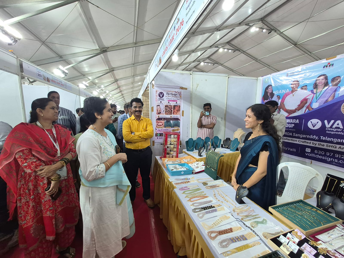 Saras Mela in Hyderabad at the HMDA Grounds11