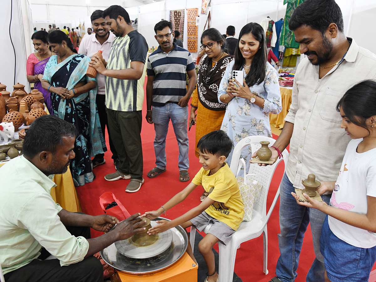 Saras Mela in Hyderabad at the HMDA Grounds14