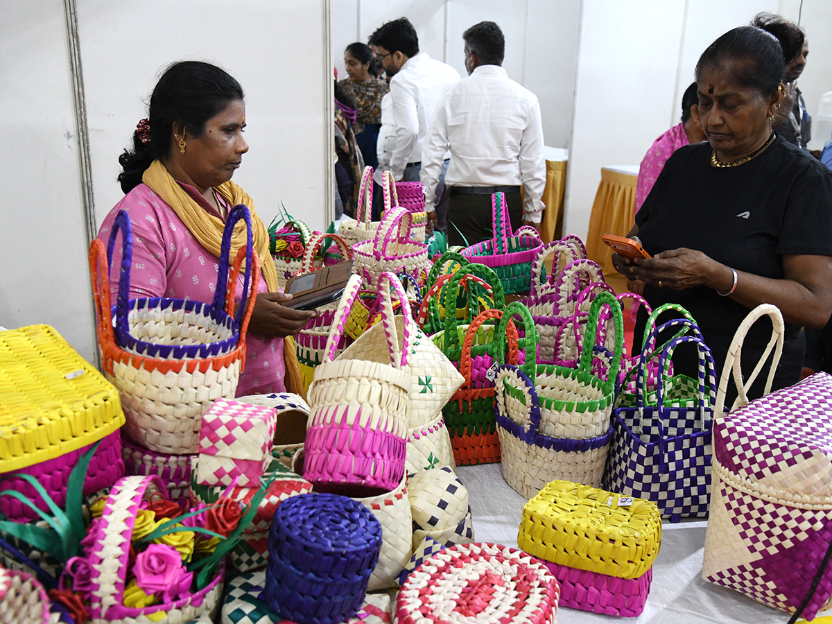Saras Mela in Hyderabad at the HMDA Grounds3
