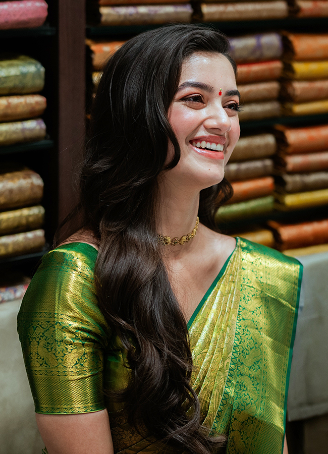 Actress Bhagyashri Borse created a buzz in Nirmal Telangana16